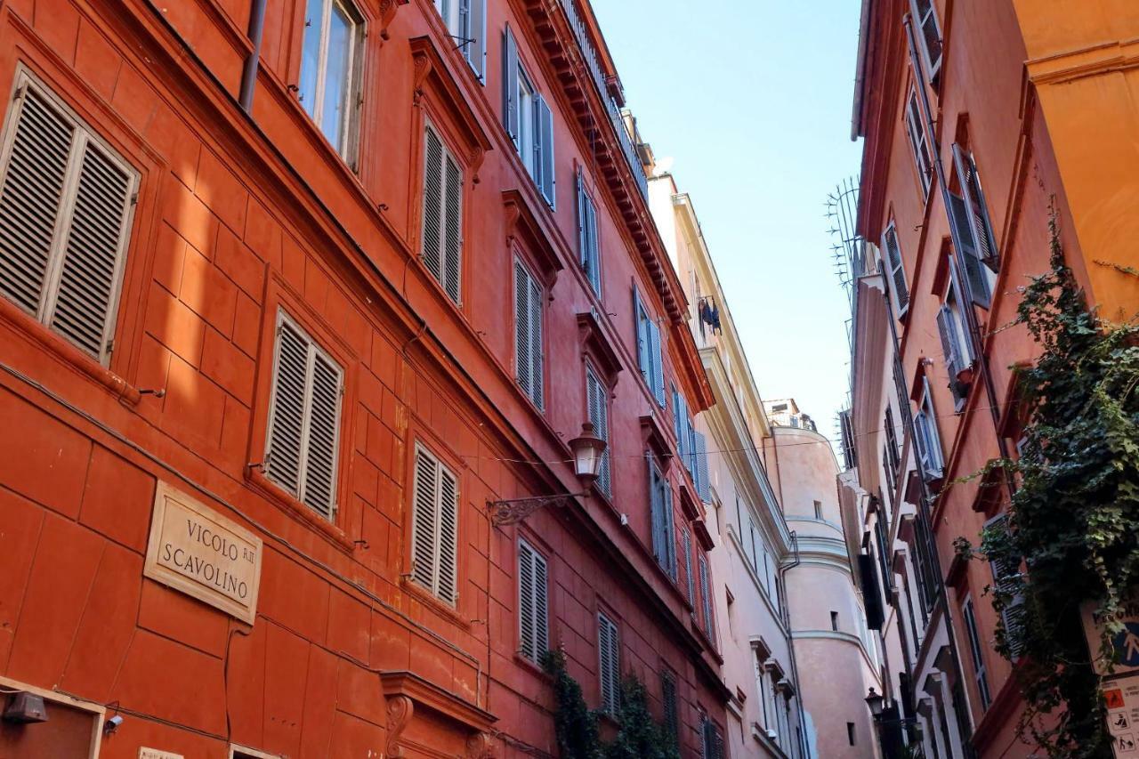 Luxury Sabina 50 Mt From Trevi Fountain * Rom