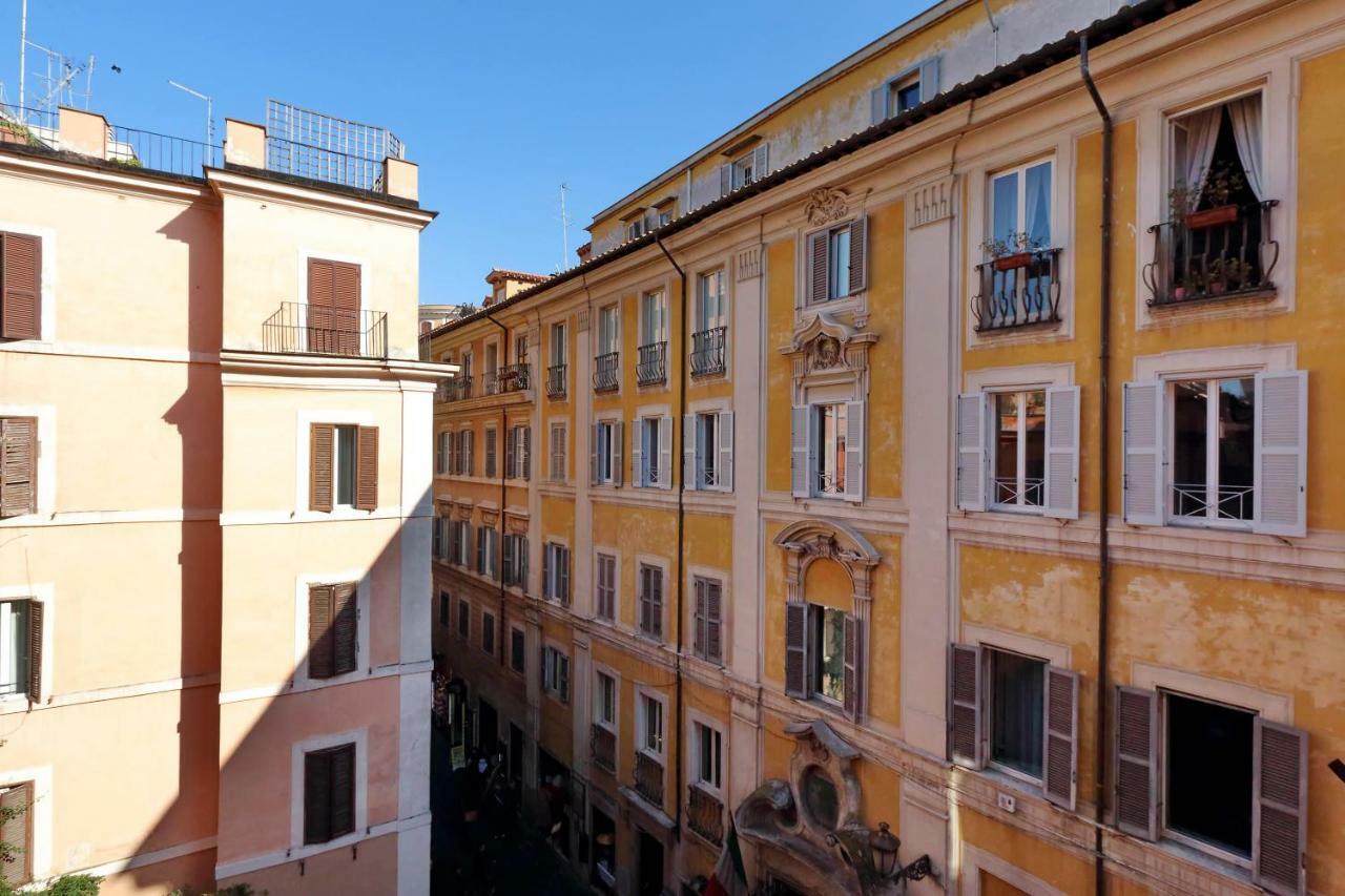 Luxury Sabina 50 Mt From Trevi Fountain * Rom